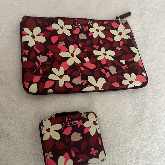Kate Spade Small Wallet EUC floral maroon deep red white pink - Picture 8 of 8